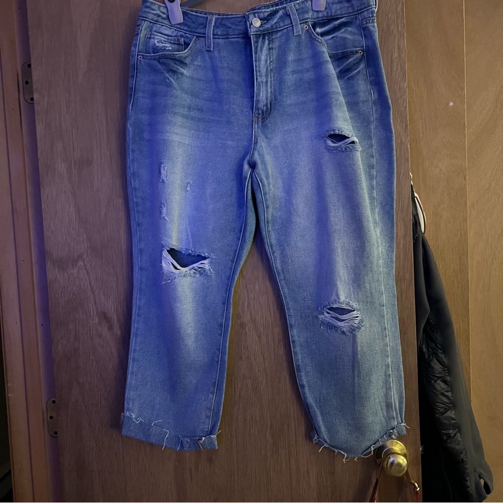 Size 18high rise very cute jeans